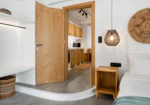 InTown Mykonos- Two Bedrooms Duplex House