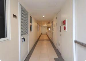 2 BR Near BGC and CBD City View Balcony Full Kitchen Self Check in Prisma Pasig