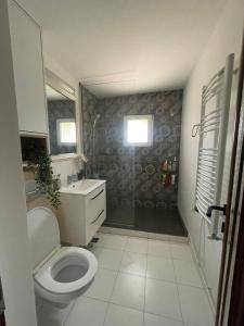 Modern Apartment 3 rooms near Mall Pitesti