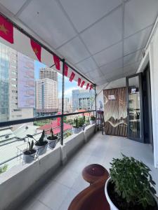 Grand Two Bed Corner Studio Bitexco View - Nguyen Hue Walking Street
