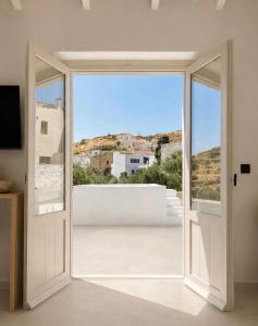 Dryope Luxury Living
