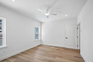 Luxury Top-Floor 3BR Condo with Pool, Just 2 Blocks from the Beach!