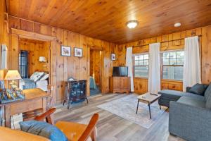 Loon Lodge