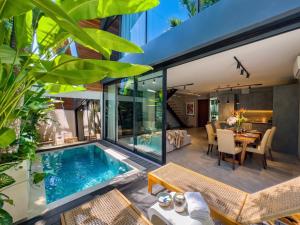 Superior Luxury Loft with Working Desk, Instagramable Pool