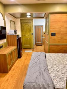 Olive by Shvisa Home Stays Premium Studio