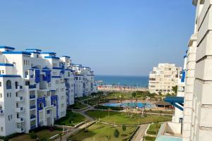 Sea View Apartement with Pool Acess in Martil
