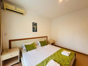 SUNNY HOUSE 103 One Bedroom Apartment
