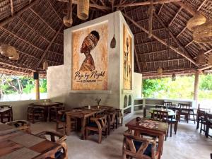 Paje By Night Bungalows