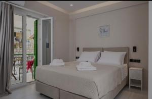 Dimitra Suites