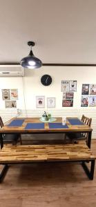 Modern 2BR in Haebangchon, Near Itaewon, Seoul Holiday Stay