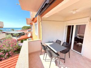 Apartment Blanusa B