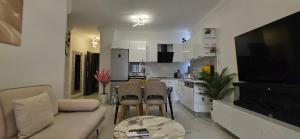 DOS apartment