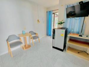 Baan Golden Resort & Residences