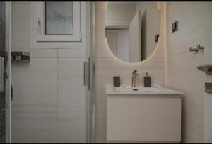 Dimitra Suites