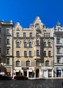 The BEST place in Prague - Old Town