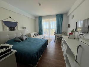 Studio Cris Sea View in Blaxy Residence