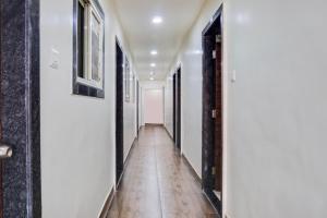 Hotel O Sarovar