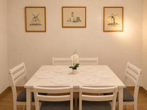 Jacuzzi, In Tarajalejo for 6 people,Spacious,Nearby beach