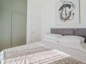 City point apartment