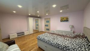 Monica House
