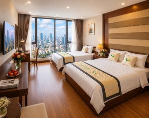 Moonlight Hotel & Suites - Highfloor view of the city center and Dragon Bridge