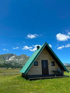 Mountain peaceful cottages