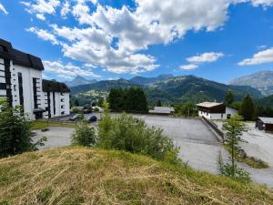 Appartement spacieux proche des pistes, piscine, animaux admis - FR-1-505-127