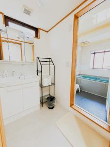 401 Bright 1BR Near Namba & Kuromon Free Laundry Melon Home