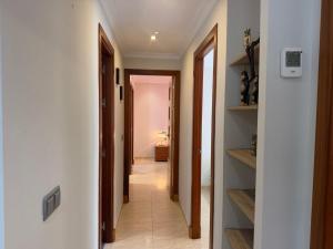 Apartamento de 2 habitaciones y balcon cerca de la playa