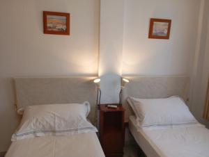 Pool-View Apartment with Terrace & Lift in Pueblo del Parque