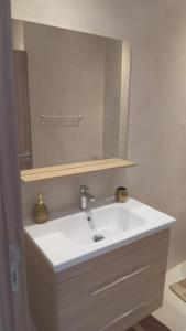 Les Jardins Bleus luxury 6-person apartment
