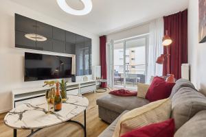 Golden Hour Apartments- Sun Tower 39