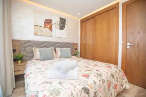 Superbe T3 avec Balcon Vue Mer - TGV, Corniche & City Mall - AC, WIFI, IPTV