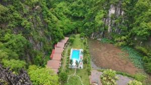 Tam Coc Aurora Valley