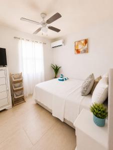Azura Vacation Rental