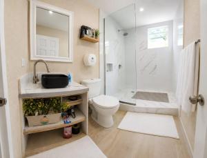 Azura Vacation Rental