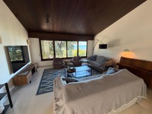 Cedrus House - New Prestige Stay