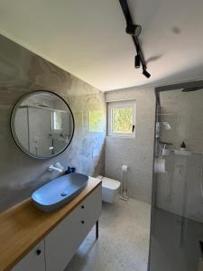 Cedrus House - New Prestige Stay
