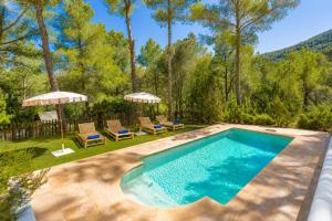 Can Rafalet Casa y piscina cerca de Cala Vadella
