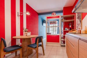 0586 Experience Apartment Livorno