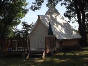 Campings Camping le Nid du Parc : Tente - Non remboursable