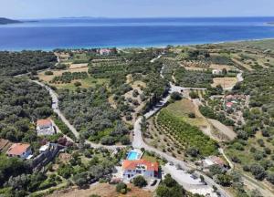 Villa Karras