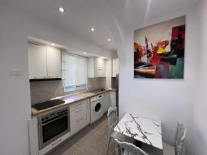 LETI APARTMENTS Rr MUHAMET GJOLLESHA 2