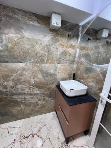 LETI APARTMENTS Rr MUHAMET GJOLLESHA 2
