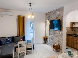 Addys Apartments