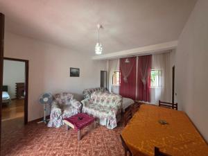 Grandmas Garden House 8 Guests Garden and Grill near Orikum and Dhermi