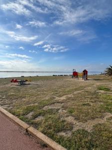 Duplex Vue Lac à Cap Coudalère, Piscine et Parking