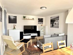 Cozy Family Retreat in a Quiet Village