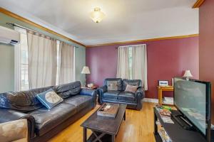Dog-Friendly House with WiFi and Deck - Near the Water, Eateries, and Shopping