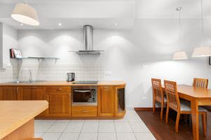 Garden Old Town Residence - KRK 4 STAY